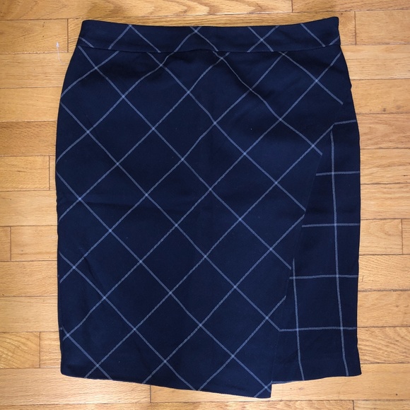 Paraphrase Women's Asymmetrical-Hemmed Plaid Skirt - Picture 1 of 7